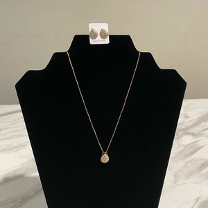 Drop necklace set